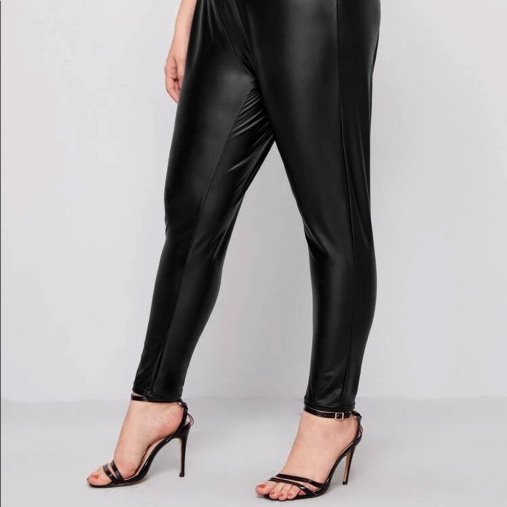 PLUS SIZE BLACK PU SKINNY PANTS - Picture 5 of 7